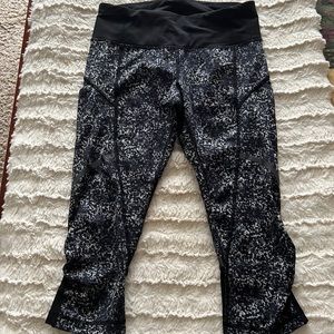 Lululemon crop leggings